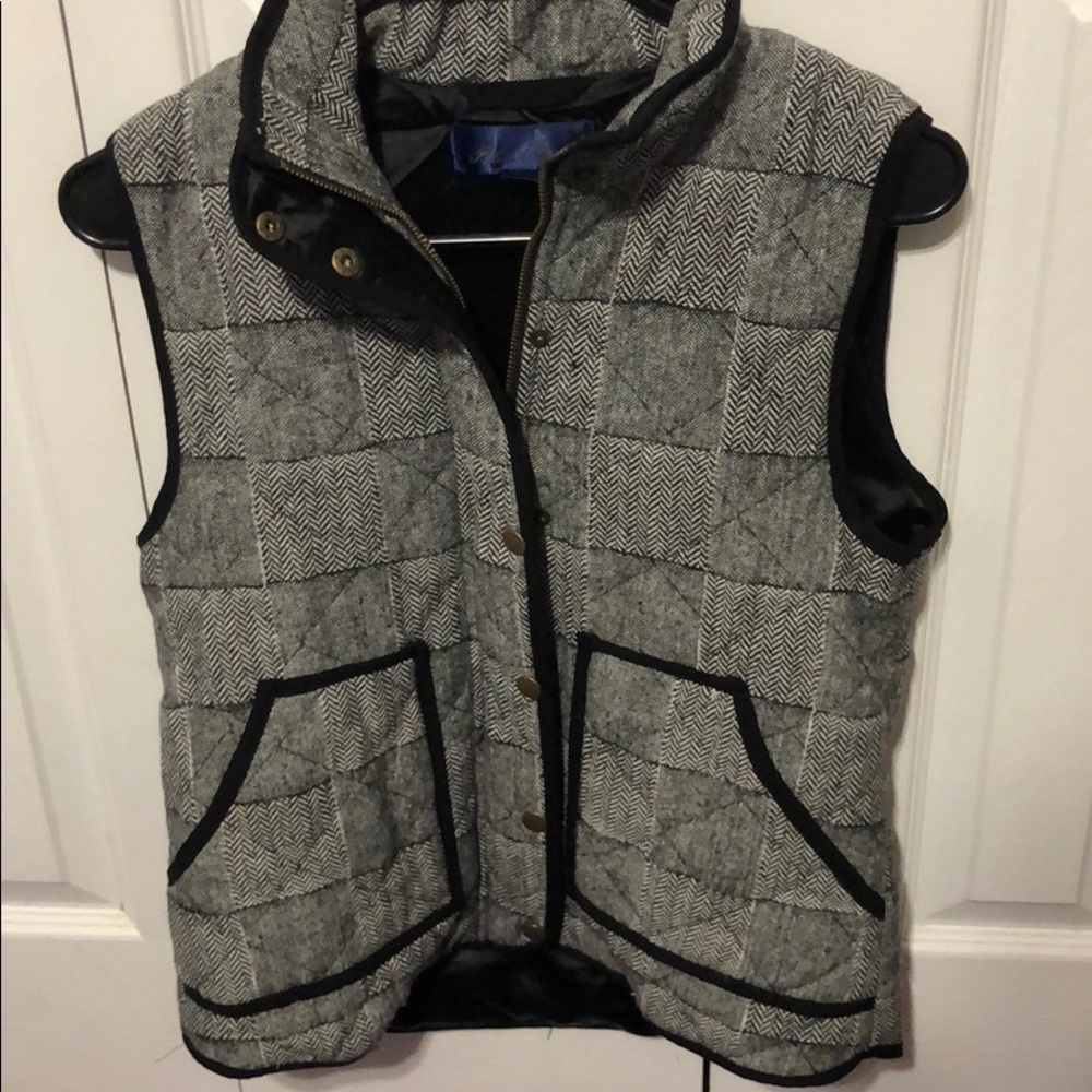 Francesca’s Vest